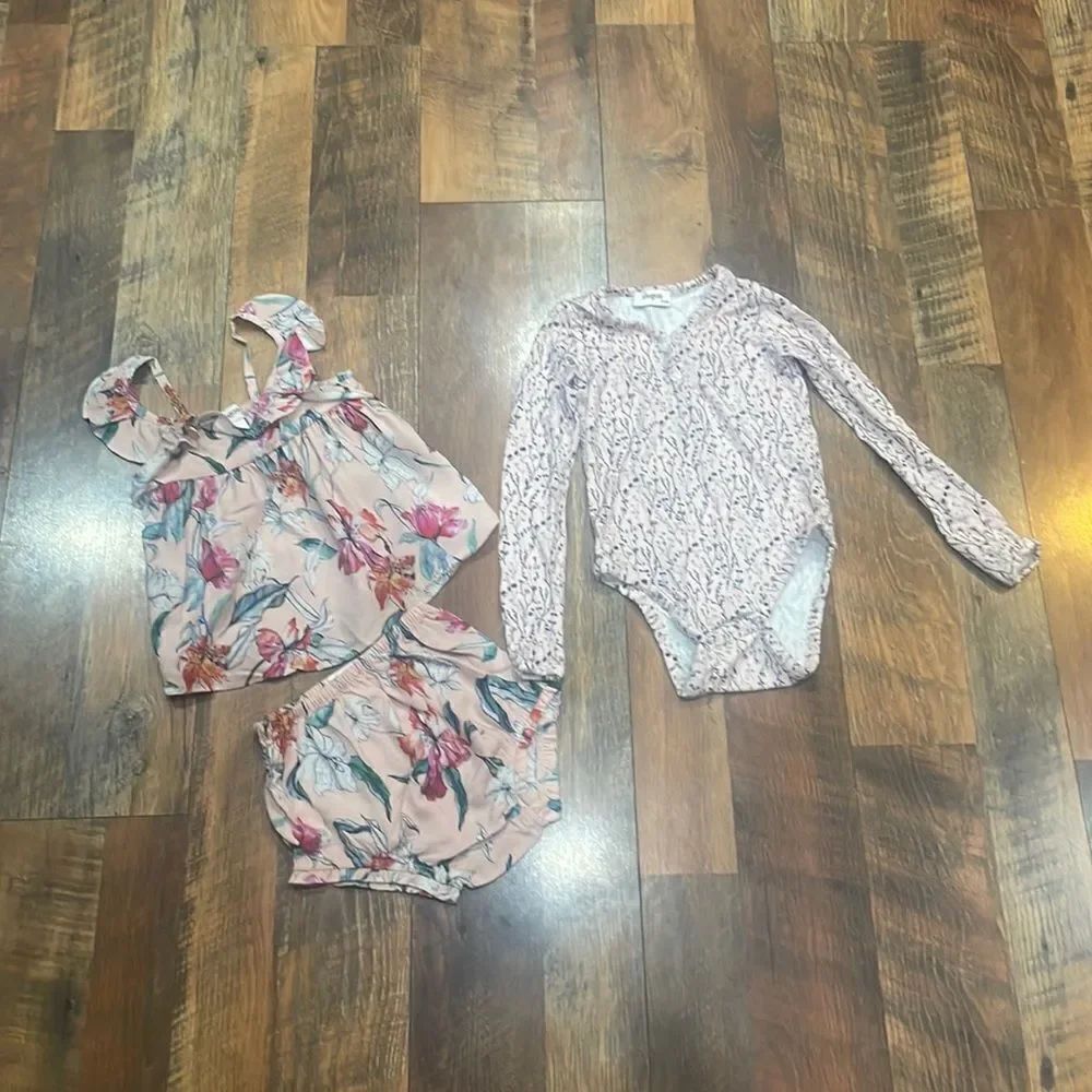 Le Marche bundle 18-24 mos (3250)